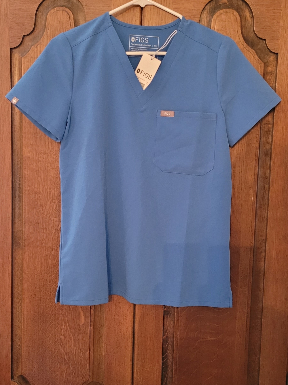 FIGS Women's V-neck Scrub Top in Blue